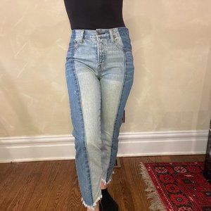 American Eagle High Rise Two-Tone Jeans in Size 4 Regular